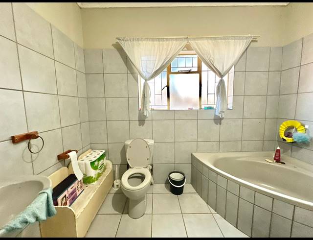 7 BEDROOM HOUSE FOR SALE IN BENDOR